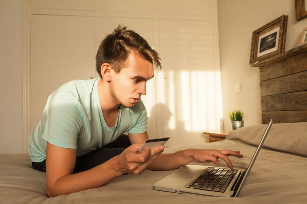 Applying for a student credit card – what you need to know
