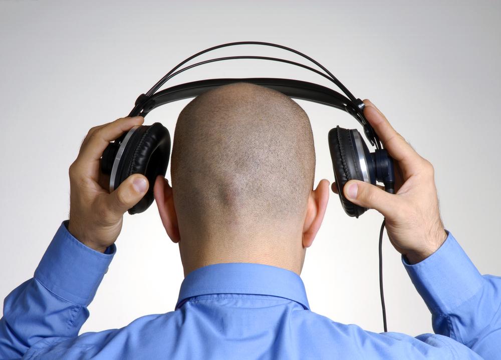 Here’s how overuse of headphones affects your health