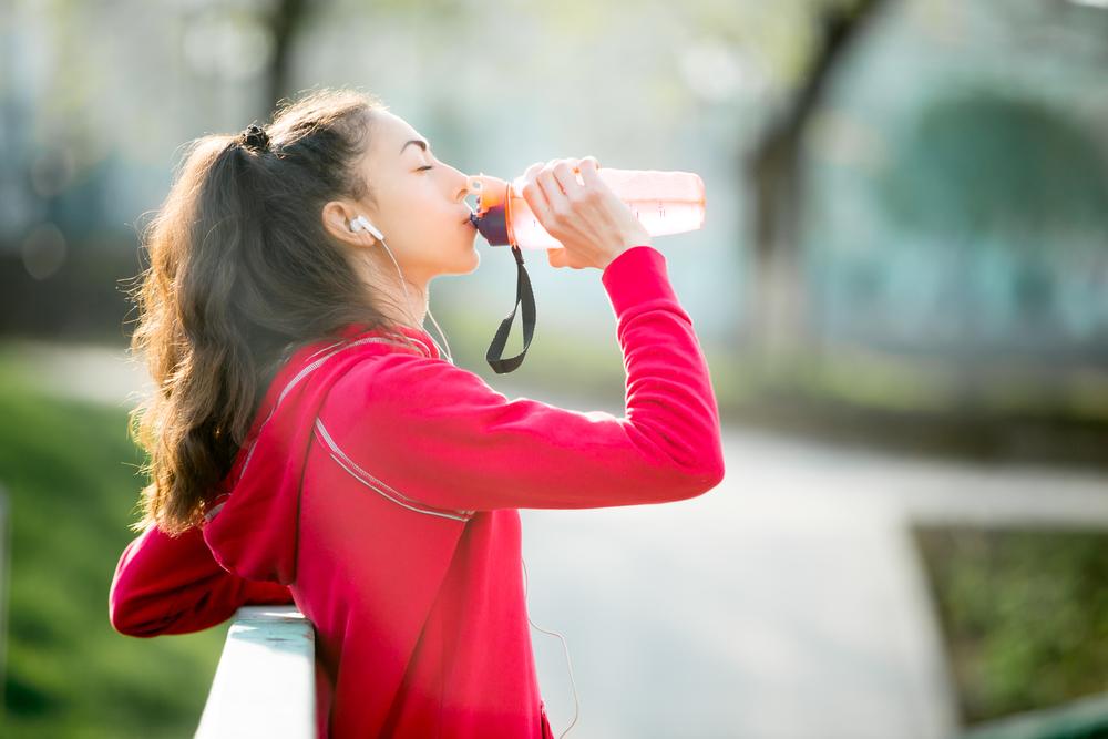 Here’s why should you choose commercial electrolyte beverages carefully
